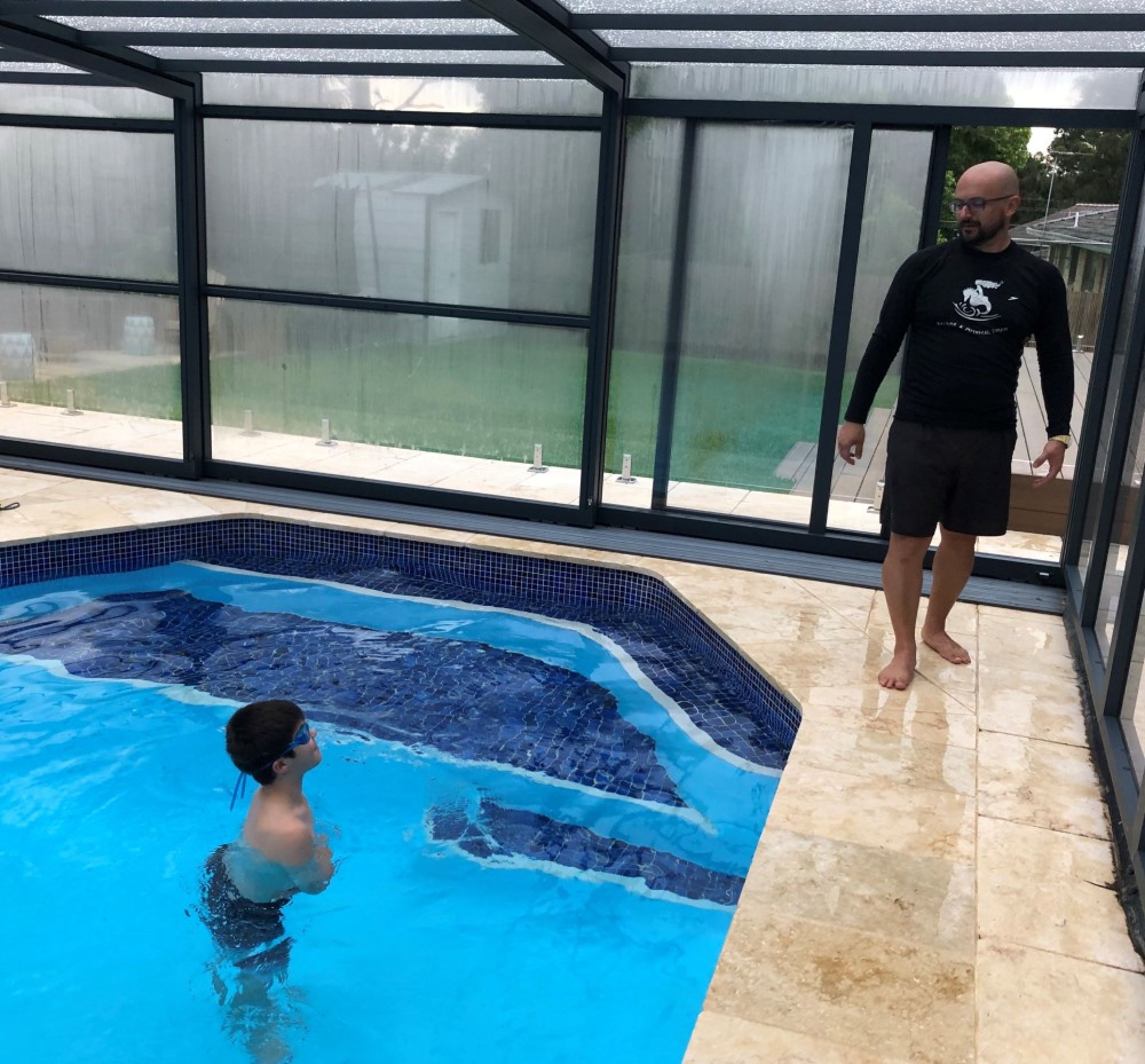 Why to Choose a Mobile Swim School Instead of a Public Pool in Sydney